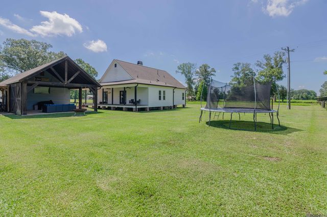 4894 La Hwy 412, Slaughter, LA 70777