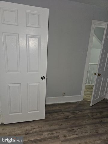 32 N GOVERNORS AVE, Dover, DE 19904