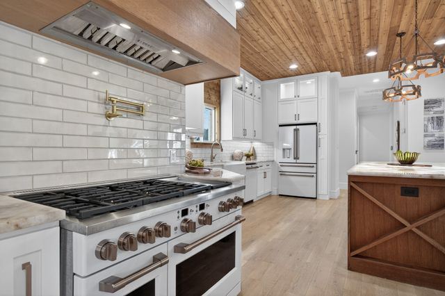 601 S Jupiter Road, Allen, TX 75002