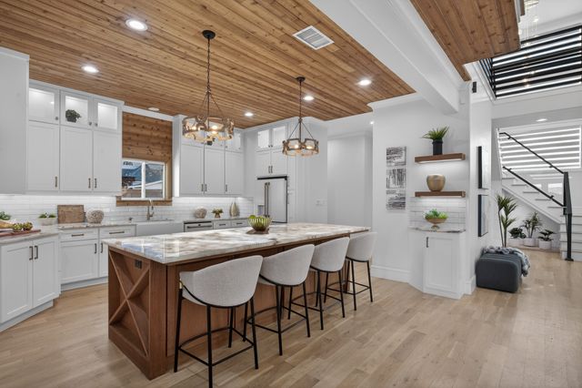 601 S Jupiter Road, Allen, TX 75002