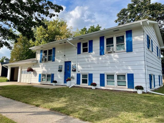 1421 RIDGEWAY DRIVE, De Pere, WI 54115