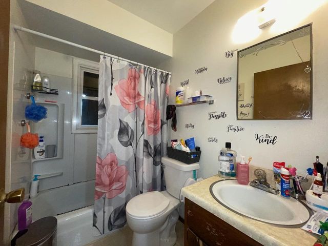 1421 RIDGEWAY DRIVE, De Pere, WI 54115