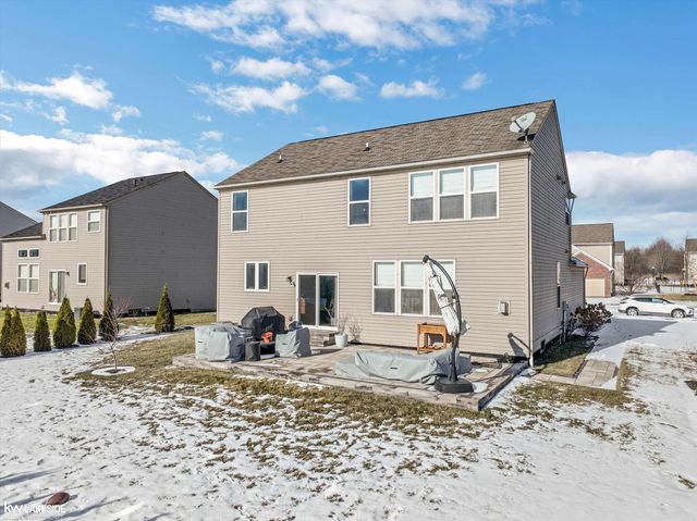 19164 Hazelton Drive, Macomb Twp, MI 48042