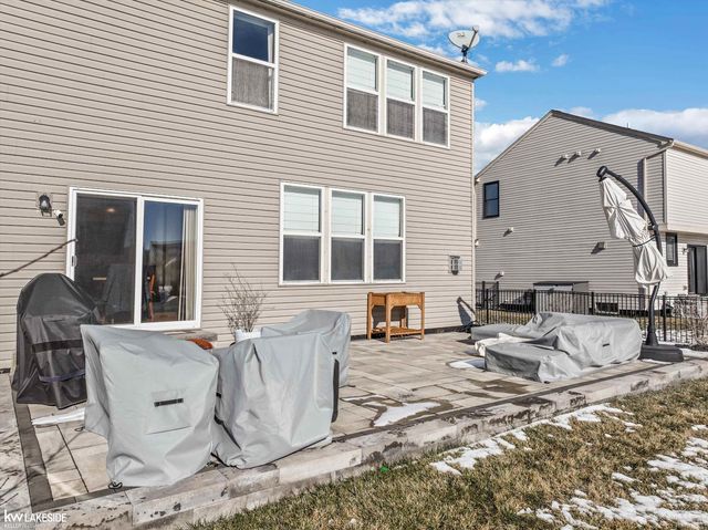 19164 Hazelton Drive, Macomb Twp, MI 48042