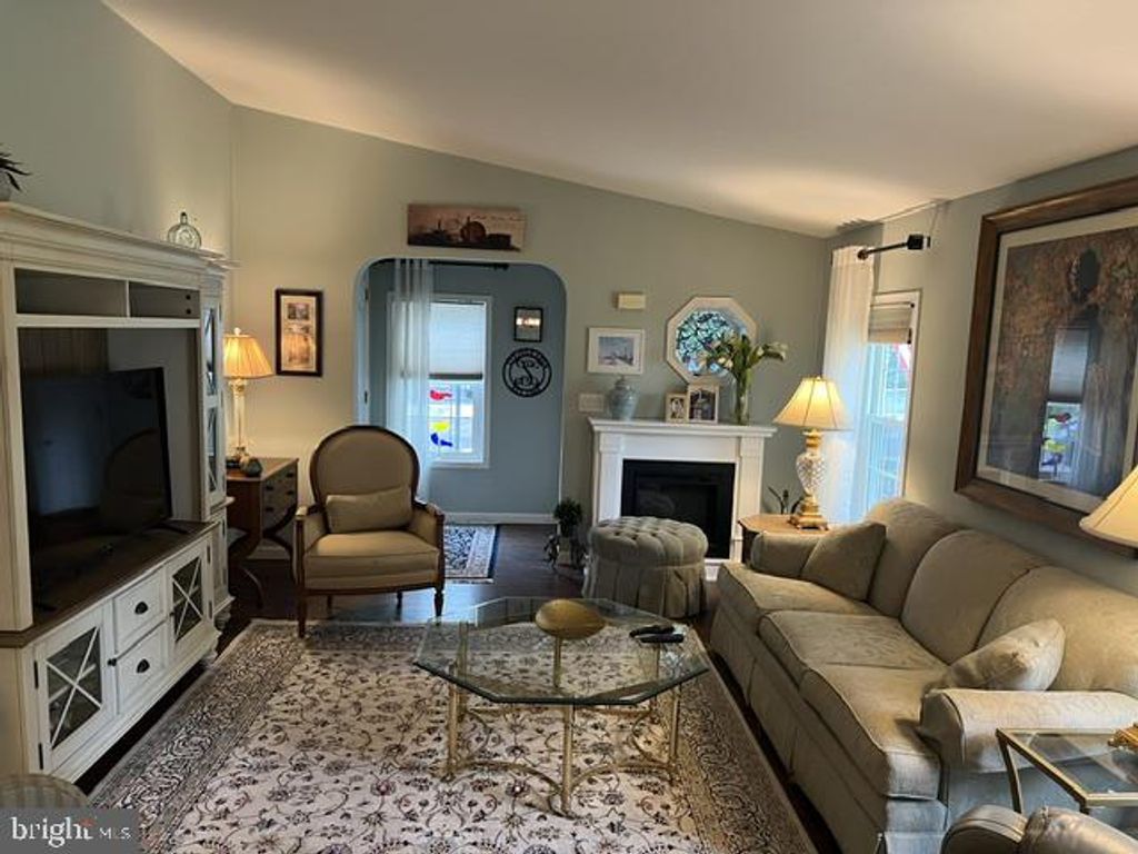49 CANARY RD, SELLERSVILLE, PA 18960 — photo 2