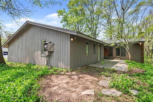 8 Lodge Pole Road, Perinton, NY 14534