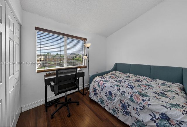 6205 Kendale Lakes Cir 279, Miami, FL 33183