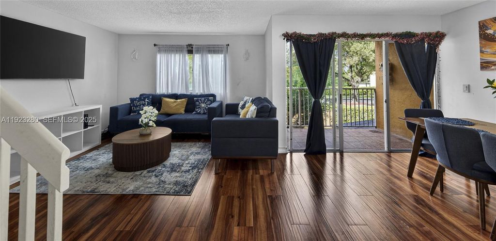 6205 Kendale Lakes Cir 279, Miami, FL 33183