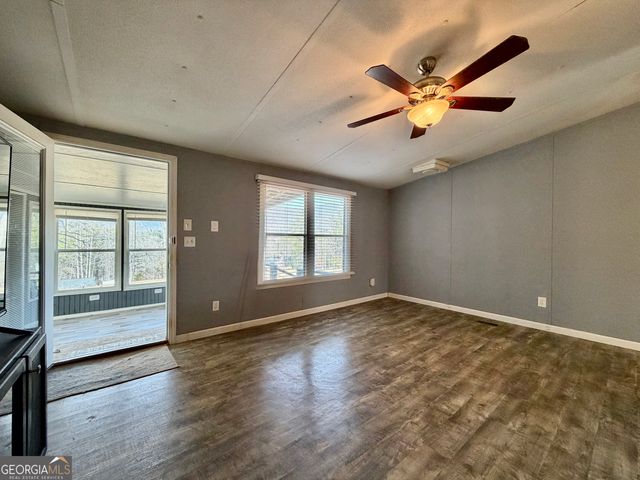 127 Kolby Lane, Clayton, GA 30525