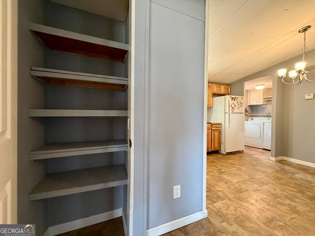 127 Kolby Lane, Clayton, GA 30525