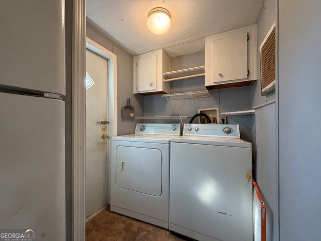 127 Kolby Lane, Clayton, GA 30525