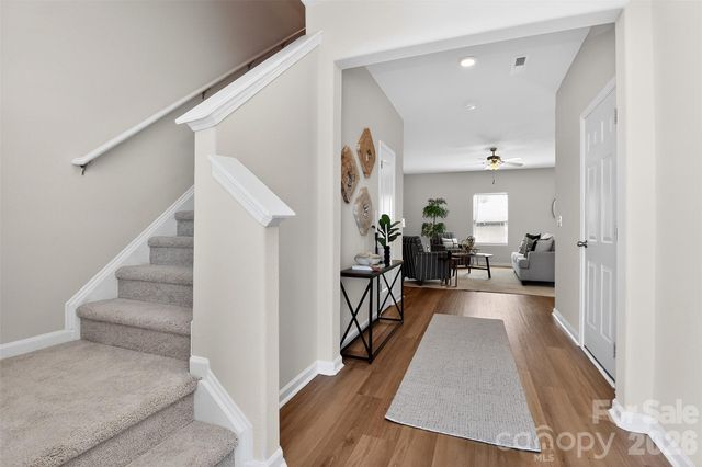 3124 Wynn Way, Charlotte, NC 28215