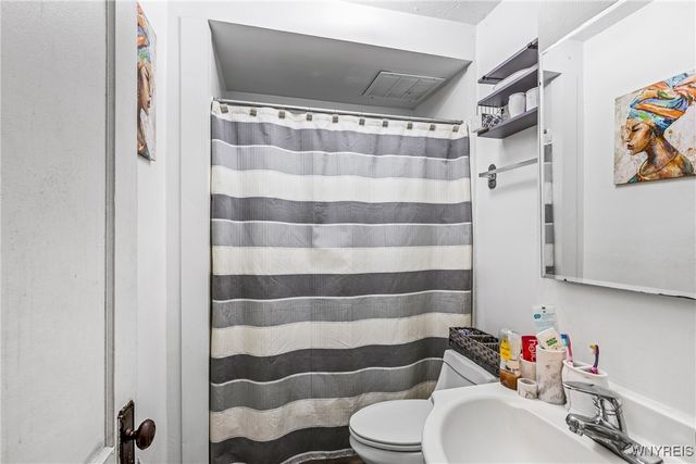 11 Norwalk Avenue, Buffalo, NY 14216