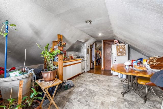 11 Norwalk Avenue, Buffalo, NY 14216