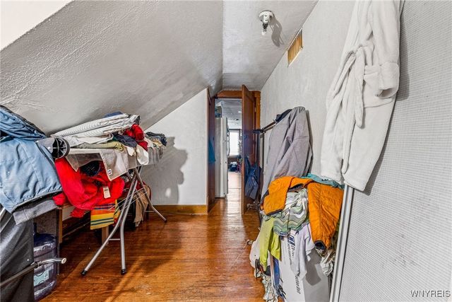 11 Norwalk Avenue, Buffalo, NY 14216