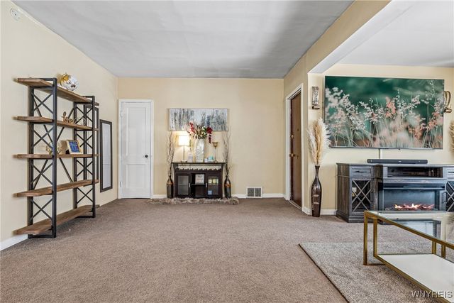 11 Norwalk Avenue, Buffalo, NY 14216