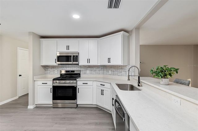9729 SW 97TH STREET, Ocala, FL 34481