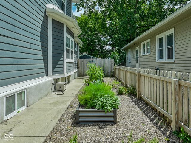 1013 N Lasalle Street, Indianapolis, IN 46201