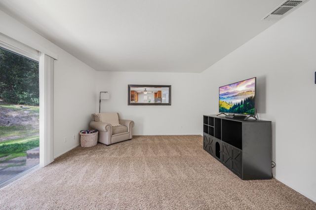 31643 Buck Run Lane, Coarsegold, CA 93614