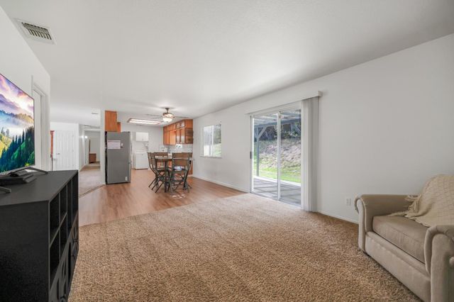 31643 Buck Run Lane, Coarsegold, CA 93614