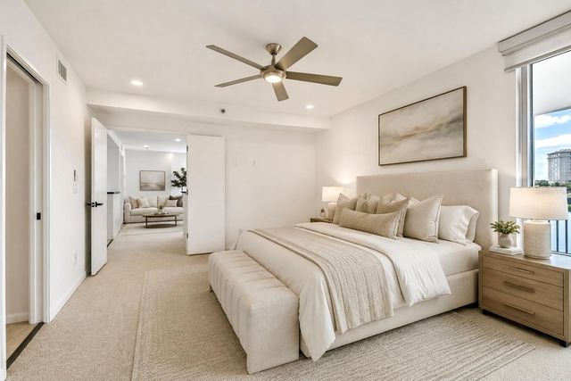 941 SEDDON COVE WAY, Tampa, FL 33602
