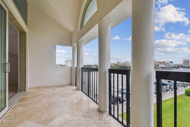 941 SEDDON COVE WAY, Tampa, FL 33602