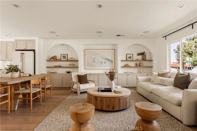 2806 Pacific Coast, Torrance, CA 90505