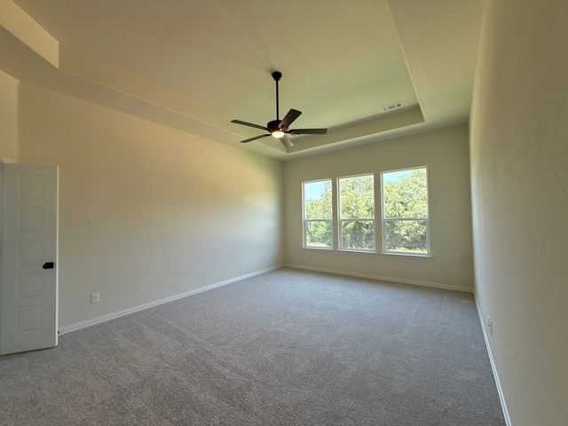128 Oak Grove Way, Springtown, TX 76082