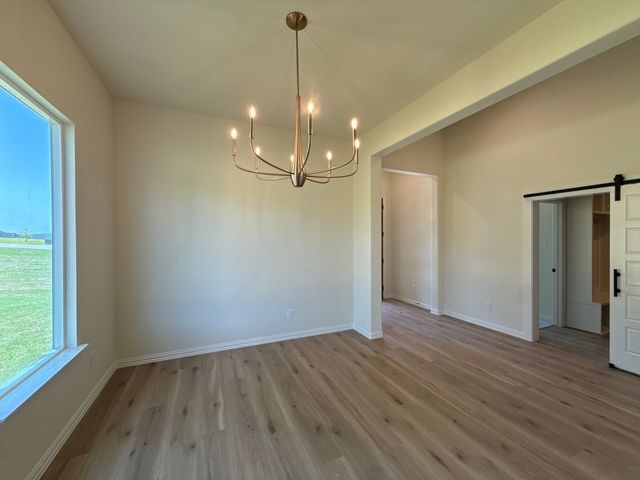 128 Oak Grove Way, Springtown, TX 76082