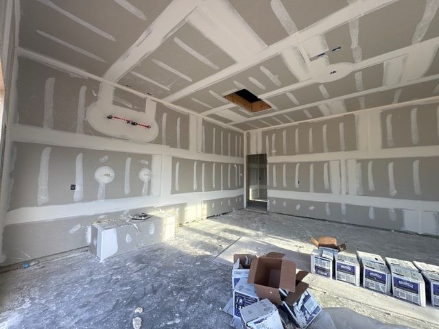 128 Oak Grove Way, Springtown, TX 76082