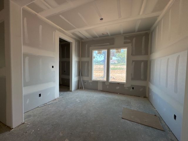 128 Oak Grove Way, Springtown, TX 76082