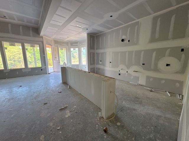 128 Oak Grove Way, Springtown, TX 76082