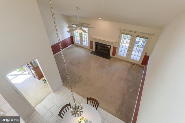 4 CAMBRIDGE DR, Hershey, PA 17033