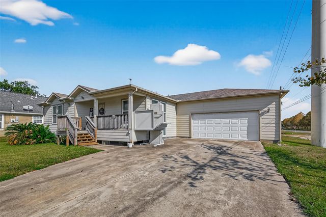 7100 Harlem Street, Baytown, TX 77521