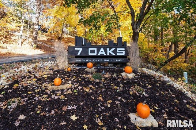 4828 6th Ave Dr Avenue, Moline, IL 61265