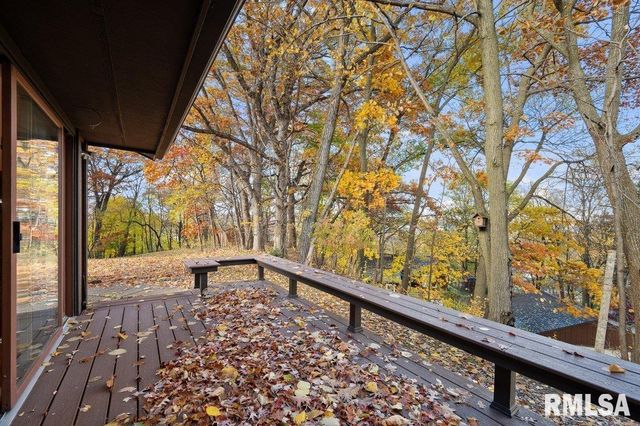 4828 6th Ave Dr Avenue, Moline, IL 61265