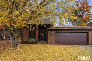 4828 6th Ave Dr Avenue, Moline, IL 61265