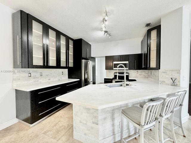 280 SW 167th Ave, Pembroke Pines, FL 33027