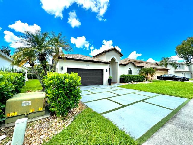 280 SW 167th Ave, Pembroke Pines, FL 33027