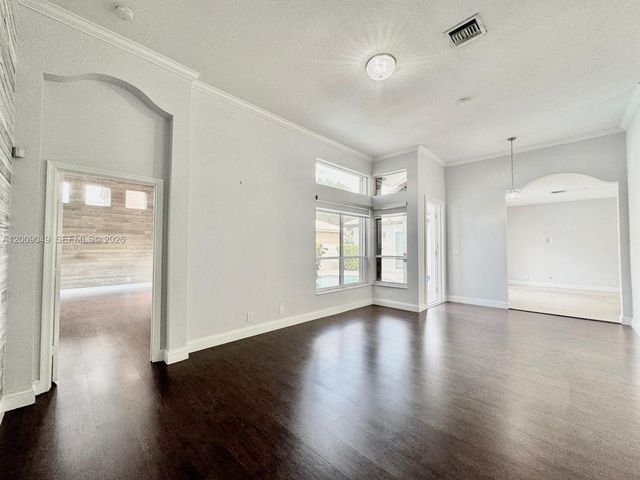 280 SW 167th Ave, Pembroke Pines, FL 33027