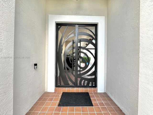 280 SW 167th Ave, Pembroke Pines, FL 33027