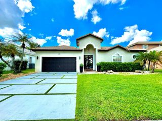 280 SW 167th Ave, Pembroke Pines, FL 33027