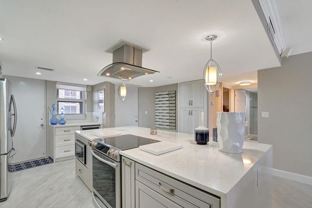 4100 Galt Ocean Dr 305, Fort Lauderdale, FL 33308