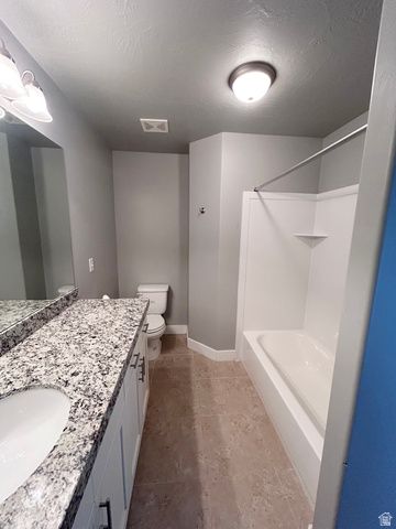 7427 N COTTAGE LN, Eagle Mountain, UT 84005