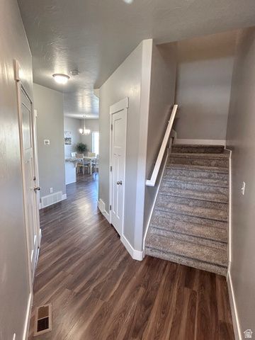 7427 N COTTAGE LN, Eagle Mountain, UT 84005