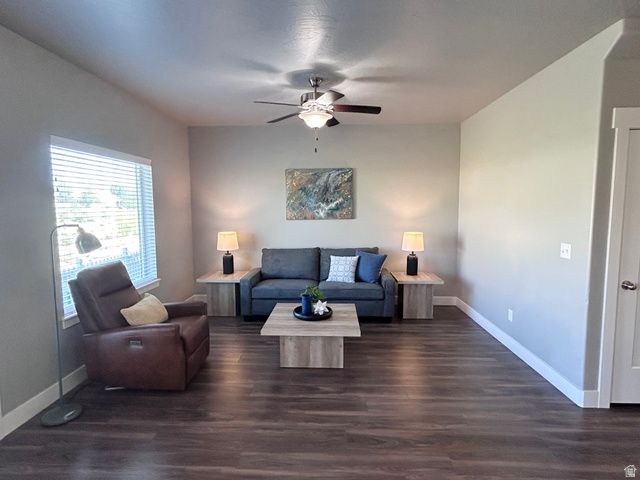 7427 N COTTAGE LN, Eagle Mountain, UT 84005