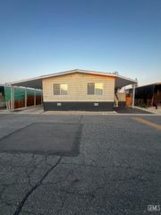 4401 Hughes Lane 148, Bakersfield, CA 93304