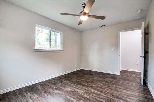 500 Lockwood ST, San Marcos, TX 78666