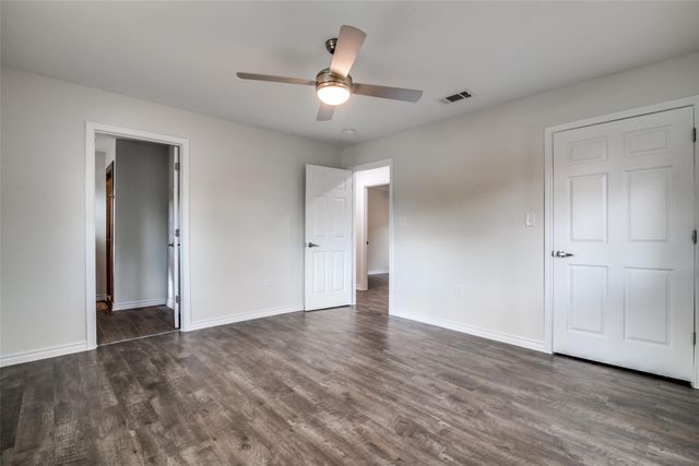 500 Lockwood ST, San Marcos, TX 78666