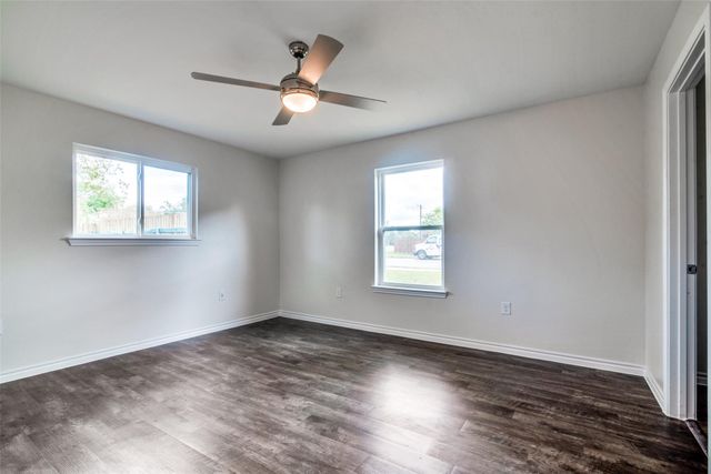 500 Lockwood ST, San Marcos, TX 78666